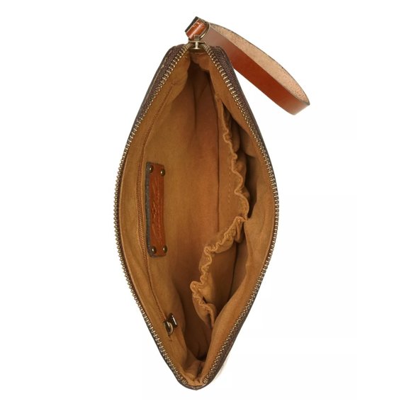 NWT Patricia Nash Cassini Leather Wristlet Burnished Tooled Gold P34986 - Picture 3 of 4